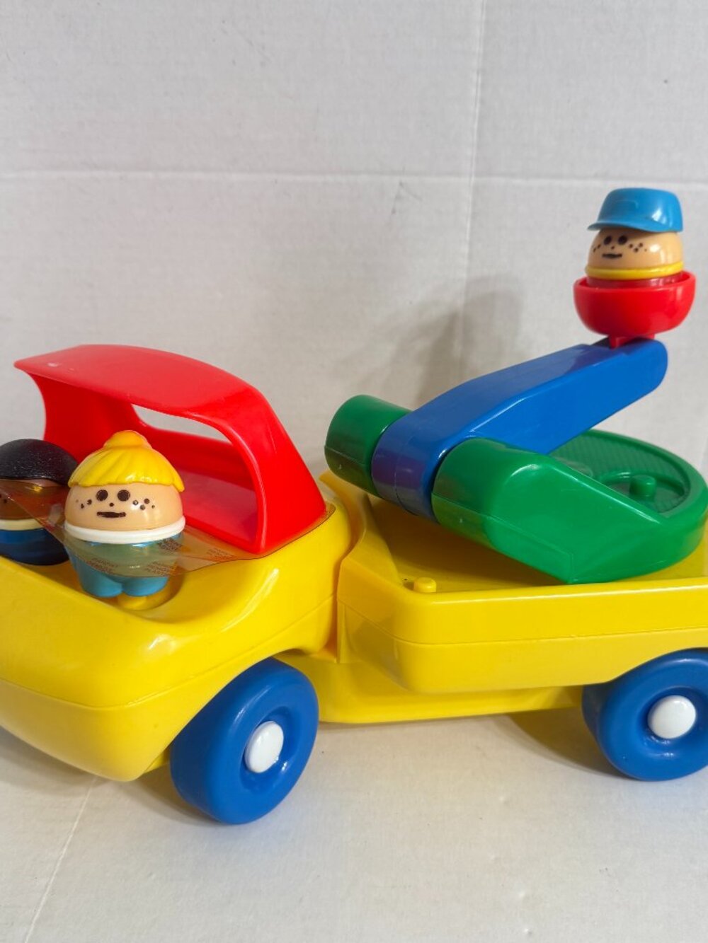 Vintage Little Tikes Crane Truck / Cherry Picker, with 3 workers, 1980's USA New